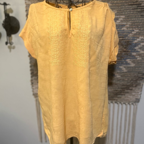 Democracy Tops - Democracy Elegant Yellow Women's Top